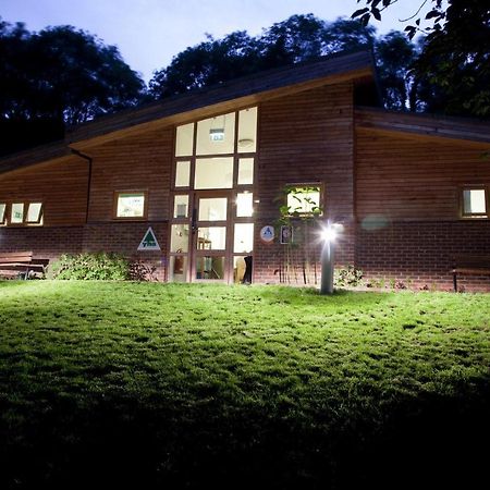 Yha Eastbourne Vandrarhem Exteriör bild